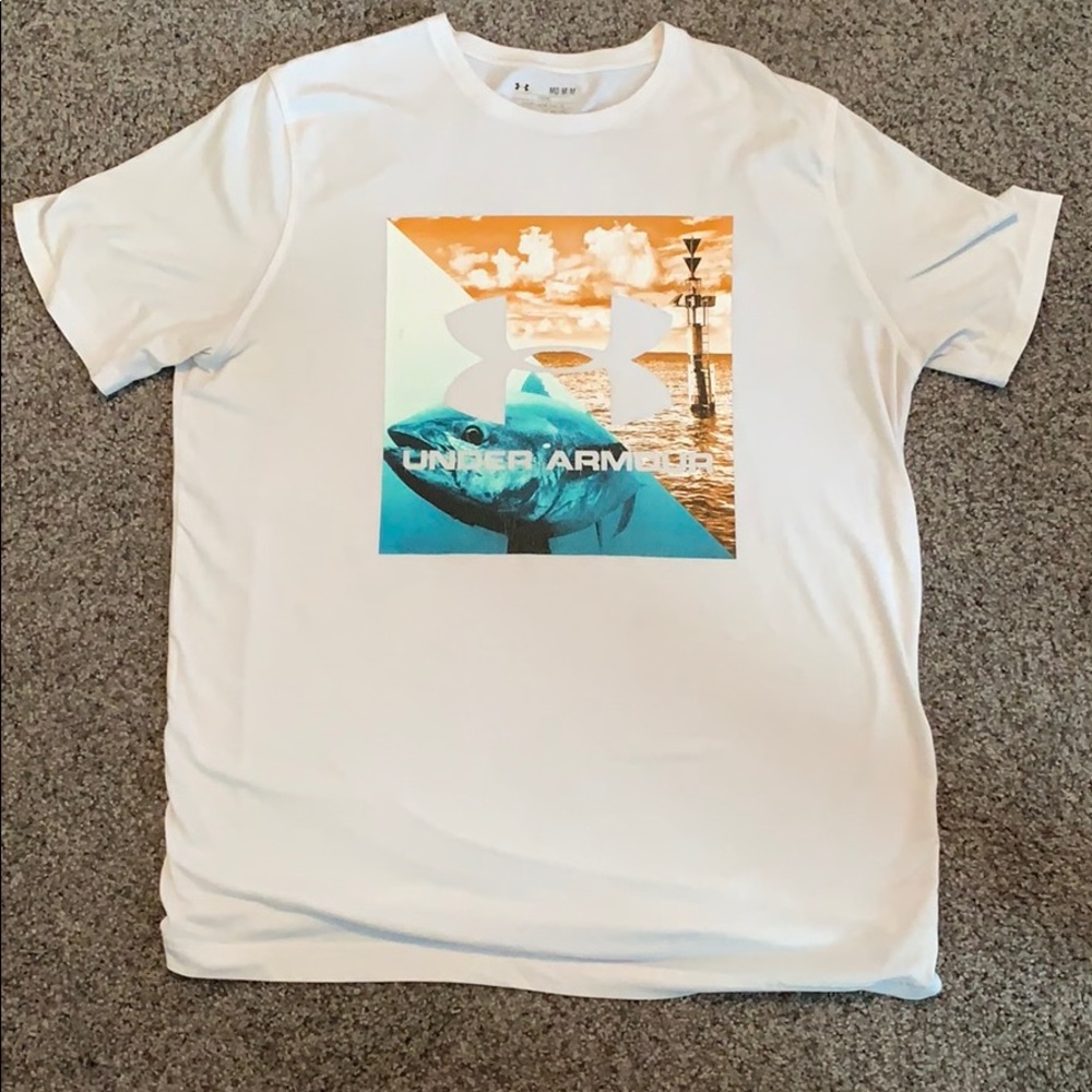 Under Armour t-shirt